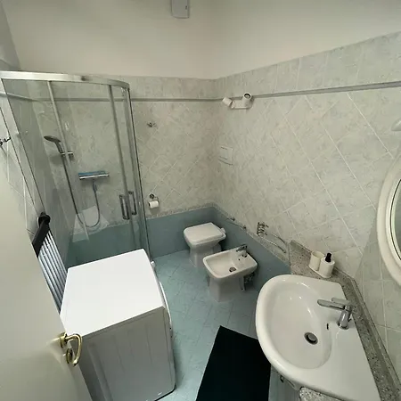 Apartment Azzurra 5 Posti Letto A Trieste